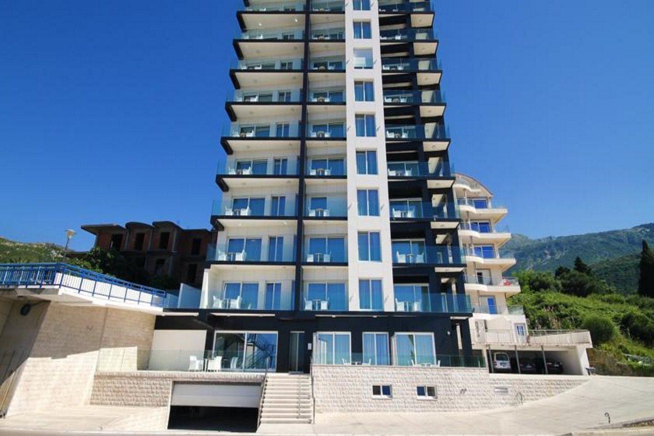 Shine 4* Budva