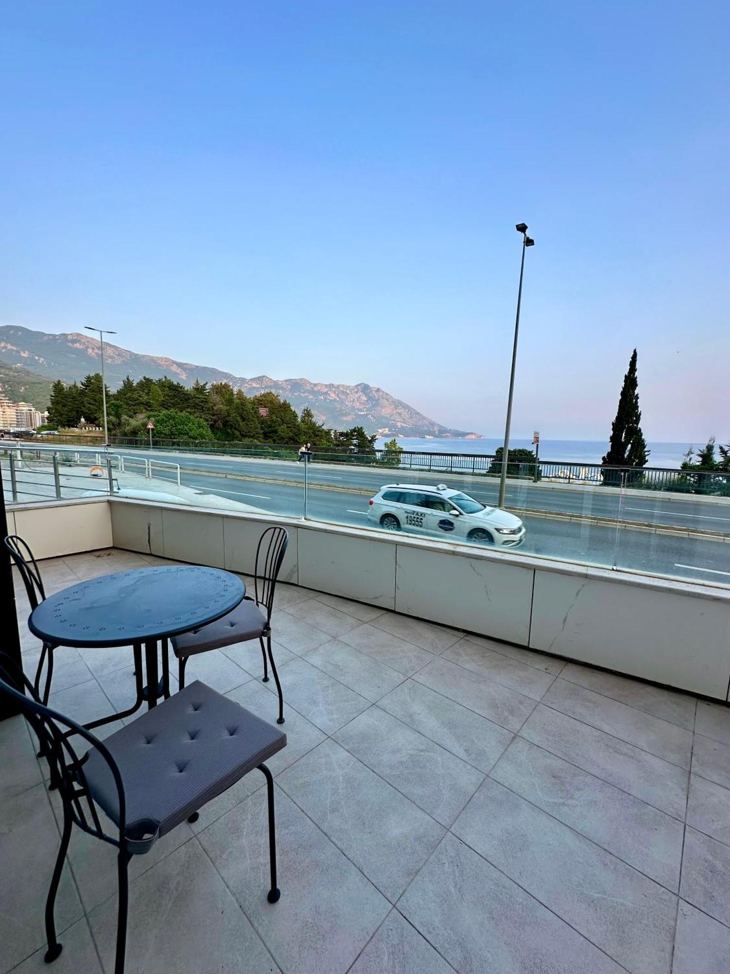 Shine Budva